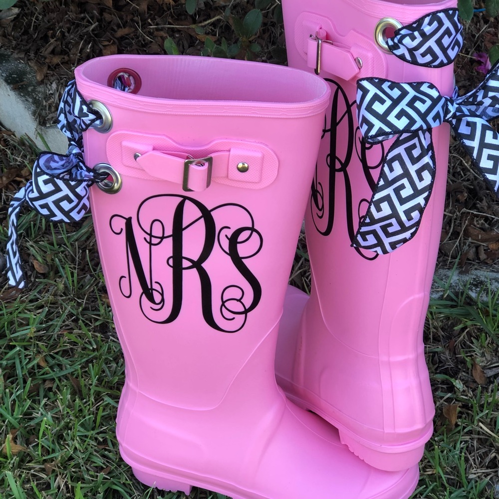 Season ending sale Custom rain boots matching  🎀 - Picture 2 of 8